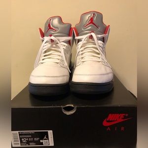 Nike Air Jordan 5 Retro